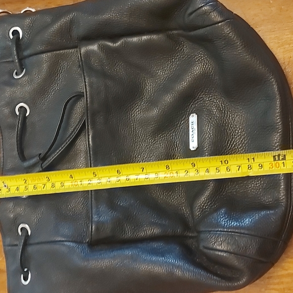 Coach leather bucket purse - Picture 9 of 13